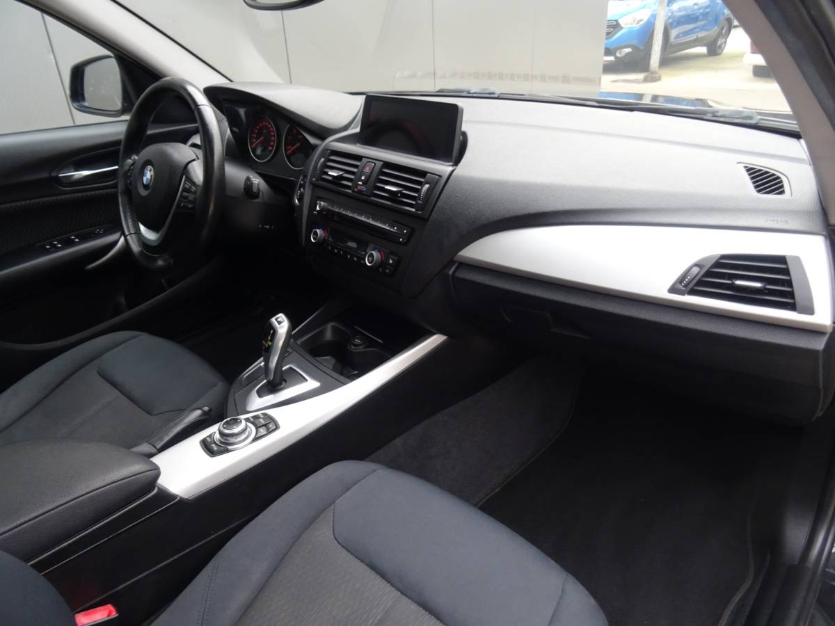 BMW 1 Serie BMW 1-serie 116i Limited Edition * OPEN DAK * PDC * GR NAVIGATIE !!