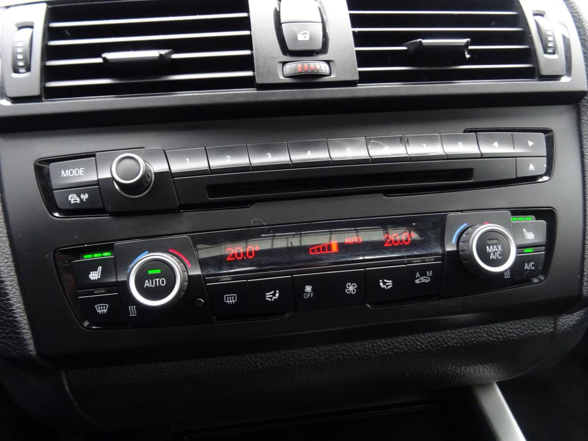 BMW 1 Serie BMW 1-serie 116i Limited Edition * OPEN DAK * PDC * GR NAVIGATIE !!