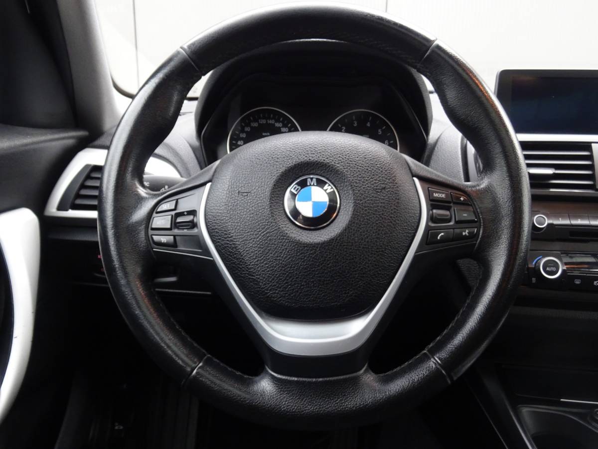 BMW 1 Serie BMW 1-serie 116i Limited Edition * OPEN DAK * PDC * GR NAVIGATIE !!