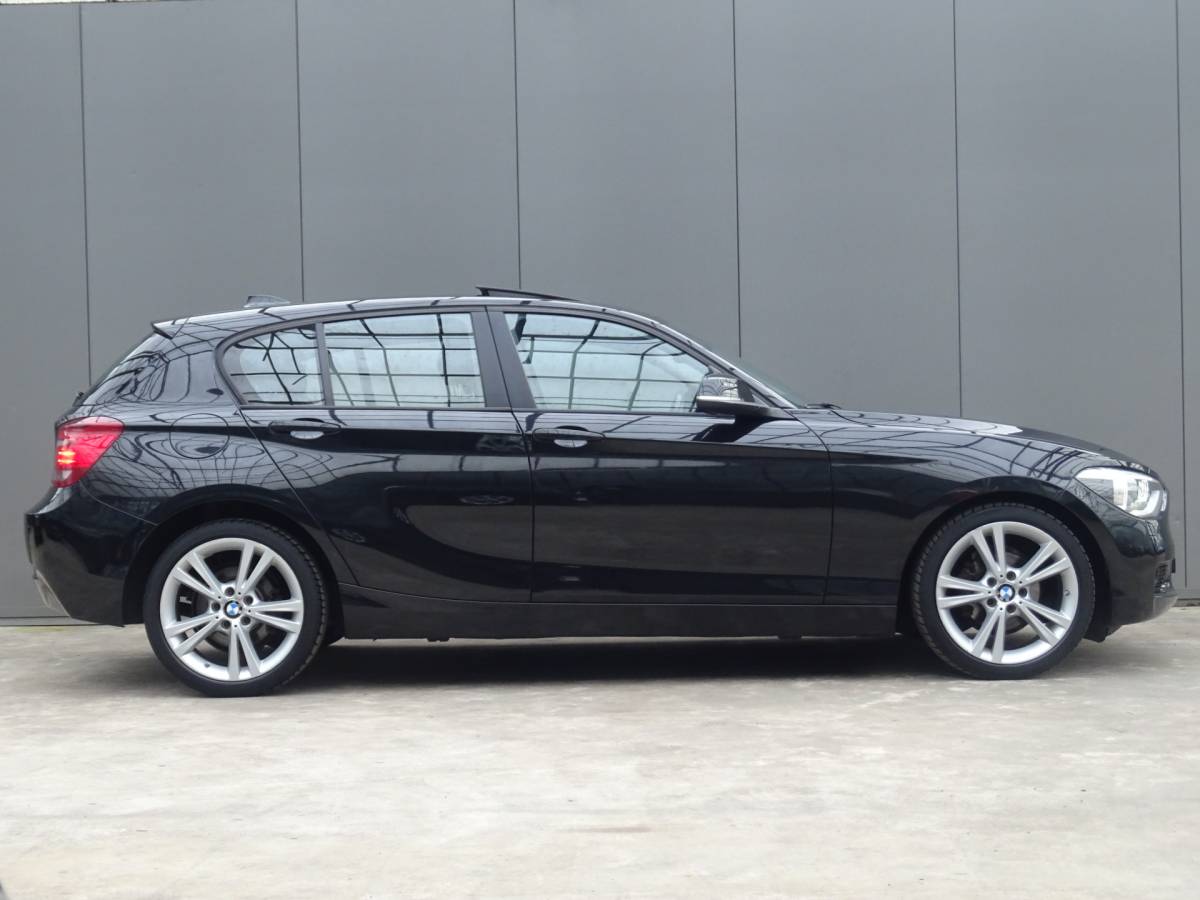 BMW 1 Serie BMW 1-serie 116i Limited Edition * OPEN DAK * PDC * GR NAVIGATIE !!