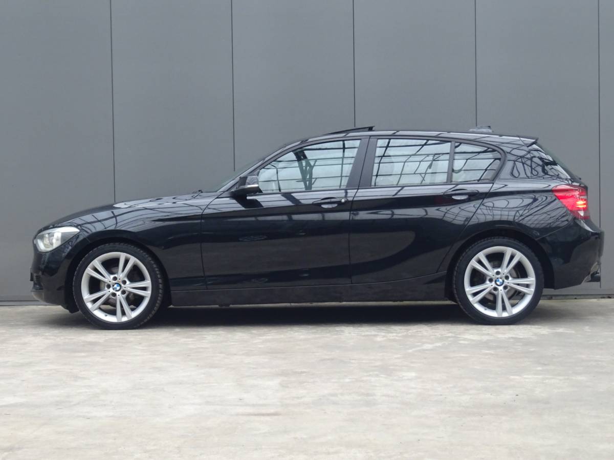 BMW 1 Serie BMW 1-serie 116i Limited Edition * OPEN DAK * PDC * GR NAVIGATIE !!