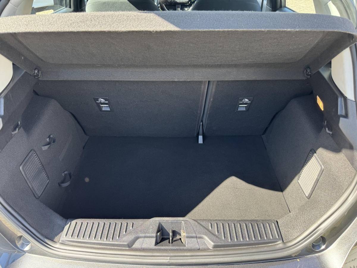 Ford Fiesta Ford Fiesta 1.0 EcoBoost ST-Line 100pk Automaat | Cruise control | Apple Carplay / Android Auto | Parkeersensoren achter | 17 inch lichtmetaal