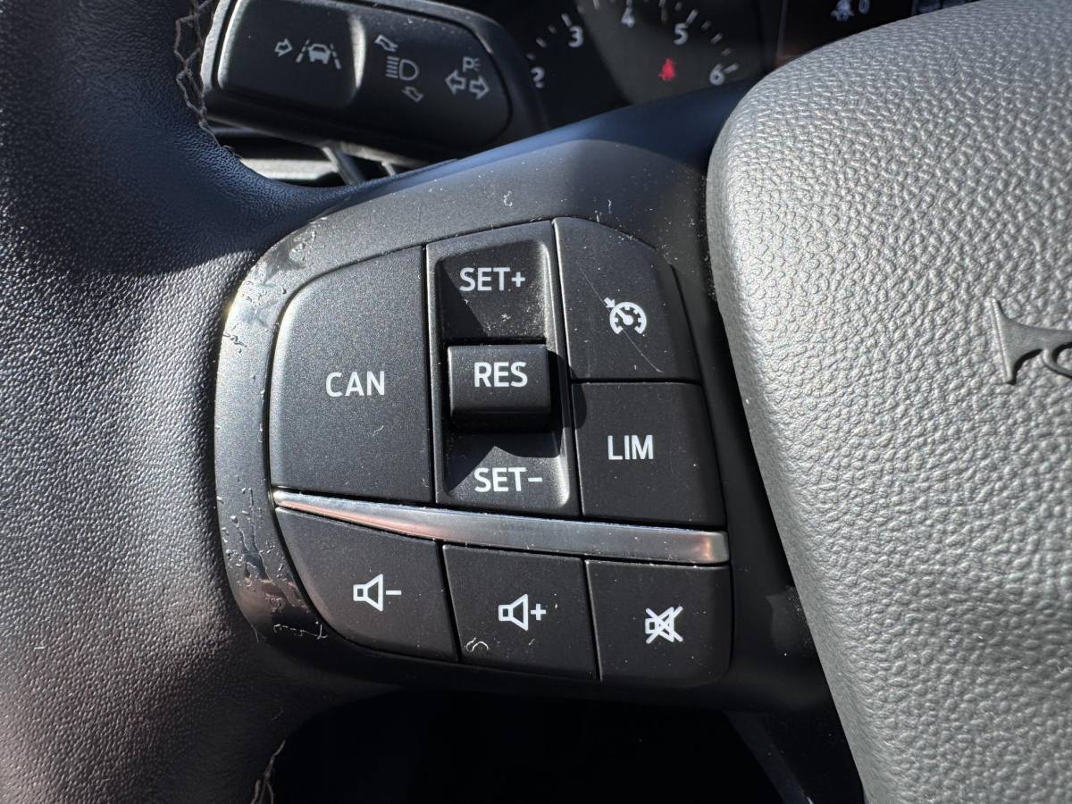 Ford Fiesta Ford Fiesta 1.0 EcoBoost ST-Line 100pk Automaat | Cruise control | Apple Carplay / Android Auto | Parkeersensoren achter | 17 inch lichtmetaal
