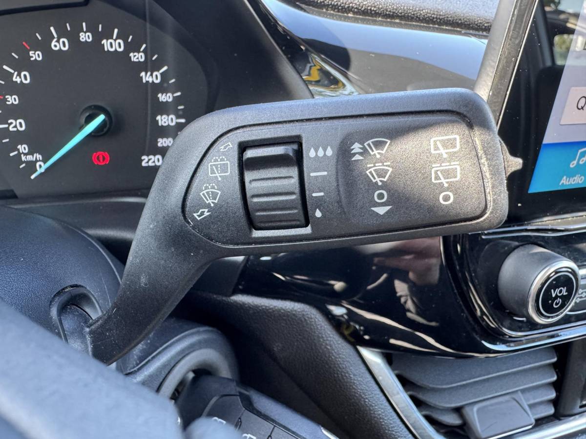 Ford Fiesta Ford Fiesta 1.0 EcoBoost ST-Line 100pk Automaat | Cruise control | Apple Carplay / Android Auto | Parkeersensoren achter | 17 inch lichtmetaal