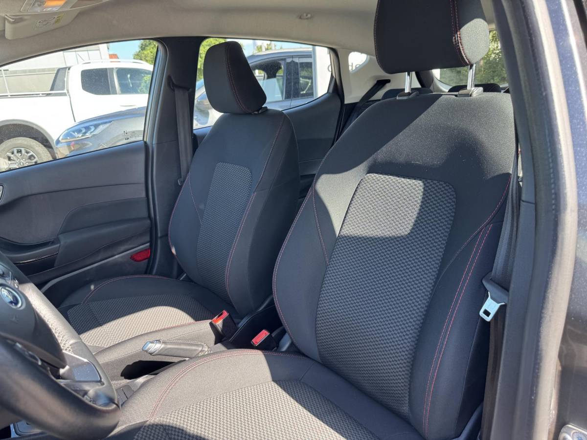 Ford Fiesta Ford Fiesta 1.0 EcoBoost ST-Line 100pk Automaat | Cruise control | Apple Carplay / Android Auto | Parkeersensoren achter | 17 inch lichtmetaal
