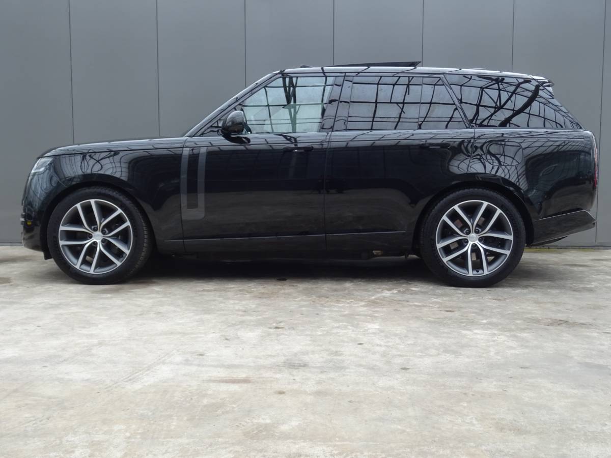 Land Rover Range Rover Land Rover Range Rover 3.0 P550e HSE PHEV * HEAD-UP * 22 INCH * 90 KM ACCU RANGE. !!