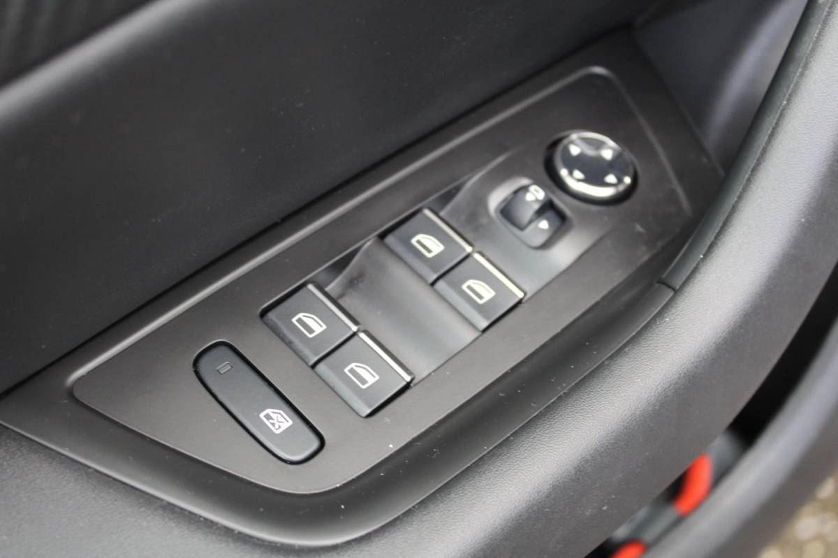 Peugeot 508 Peugeot 508 1.2 PureTech Allure Pack 131PK | Parkeercamera | Carplay | Climate Control | LMV | NAVI