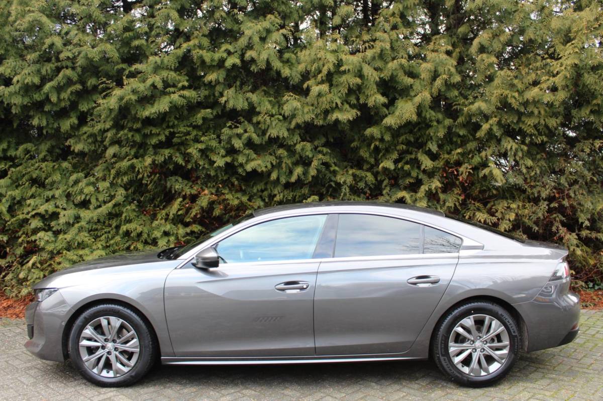 Peugeot 508 Peugeot 508 1.2 PureTech Allure Pack 131PK | Parkeercamera | Carplay | Climate Control | LMV | NAVI
