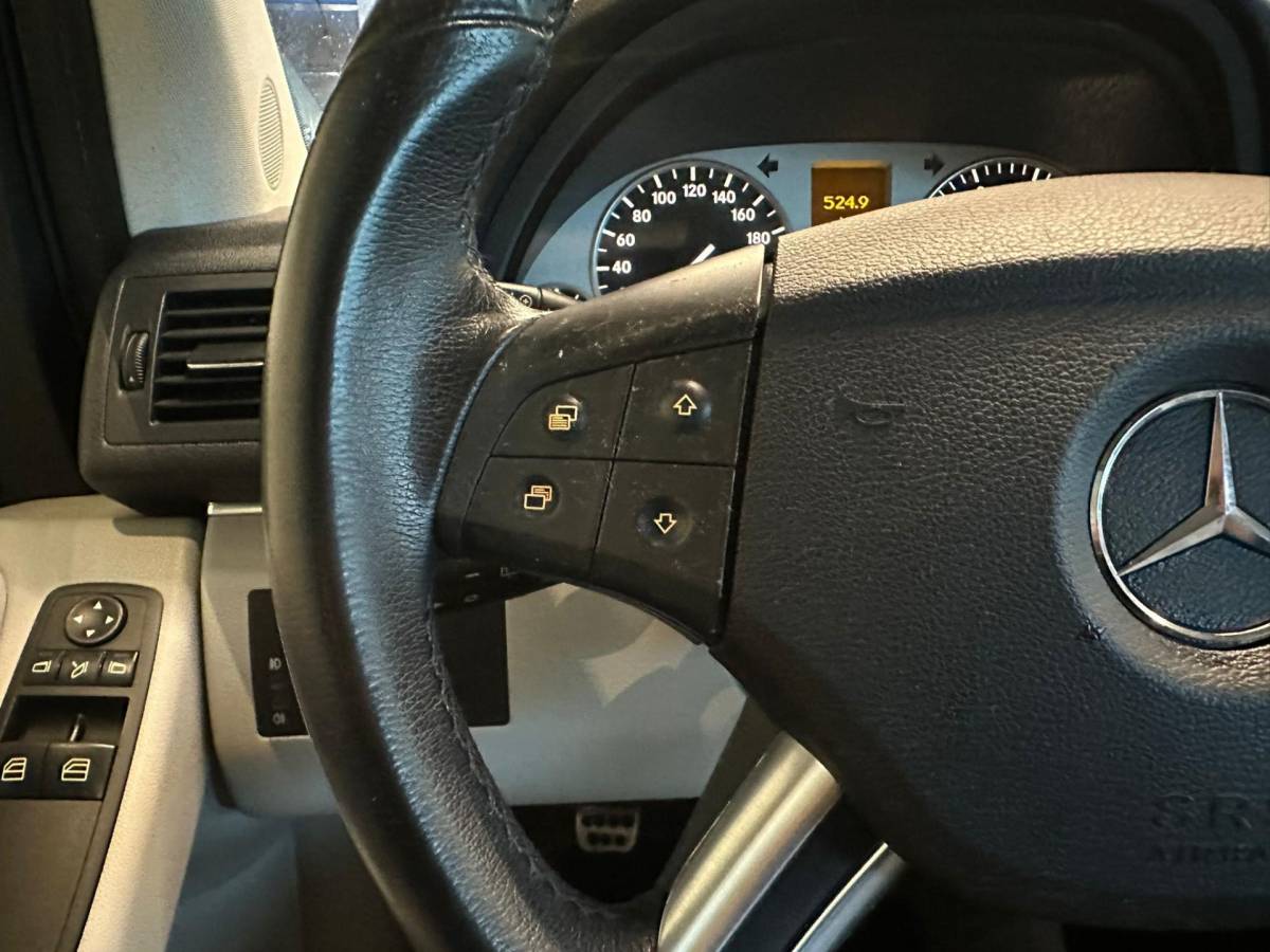 Mercedes-Benz B-Klasse Mercedes-Benz B-klasse 180 BUSINESSCLASS|LEDEREN BEKLEDING|CLIMA AIRCO|TREKHAAK|ISOFIX|CRUISE CONTROL|NAVIGATIE|LM-VELG|nweAPK+OH!