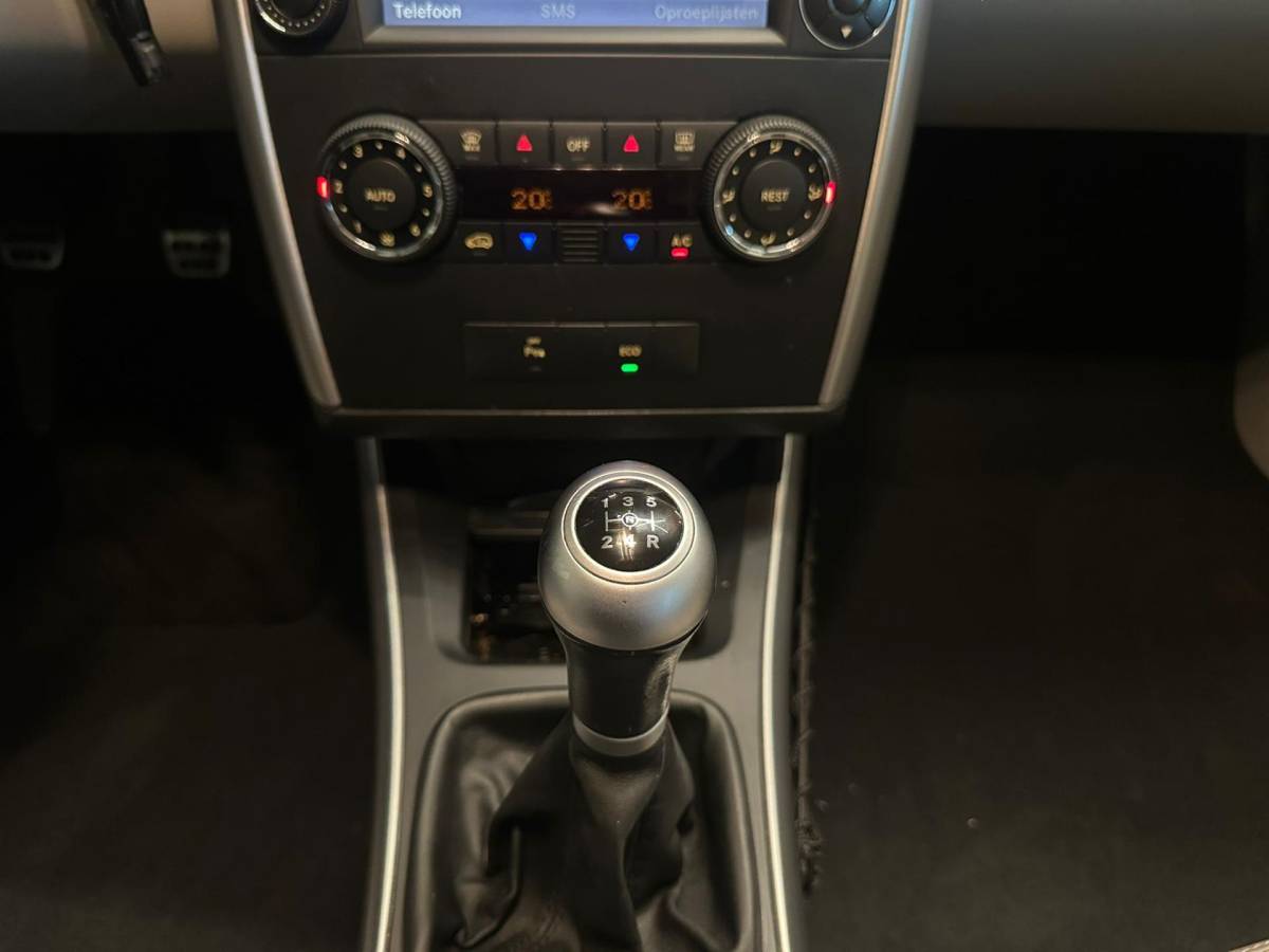 Mercedes-Benz B-Klasse Mercedes-Benz B-klasse 180 BUSINESSCLASS|LEDEREN BEKLEDING|CLIMA AIRCO|TREKHAAK|ISOFIX|CRUISE CONTROL|NAVIGATIE|LM-VELG|nweAPK+OH!
