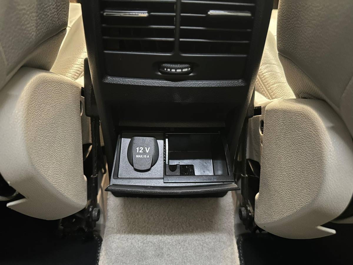 Mercedes-Benz B-Klasse Mercedes-Benz B-klasse 180 BUSINESSCLASS|LEDEREN BEKLEDING|CLIMA AIRCO|TREKHAAK|ISOFIX|CRUISE CONTROL|NAVIGATIE|LM-VELG|nweAPK+OH!