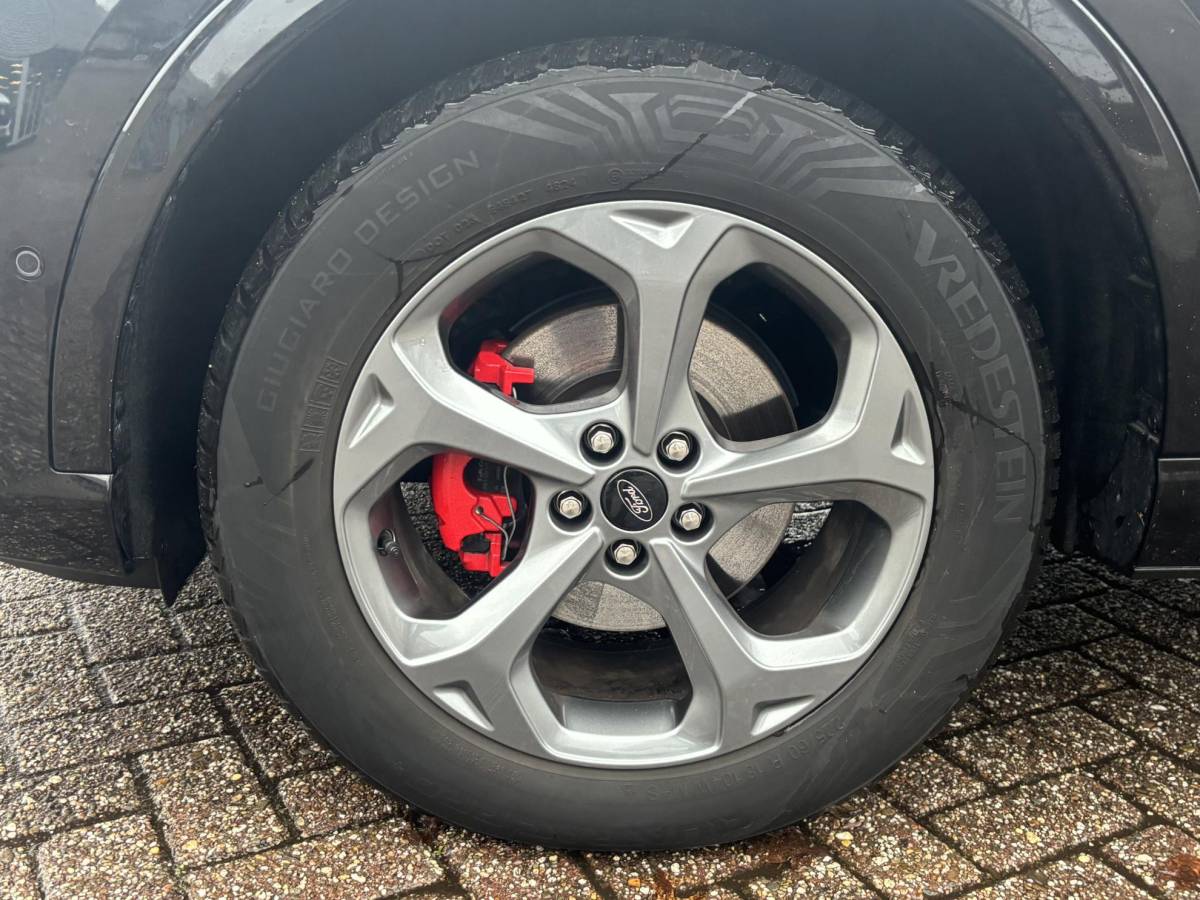Ford Kuga Ford Kuga 2.5 PHEV ST-Line X | 243pk | Winter Pack | AGR stoelen | Adaptive cruise | 360 graden camera | Elektrische Achterklep | 2.100kg Trekgewicht