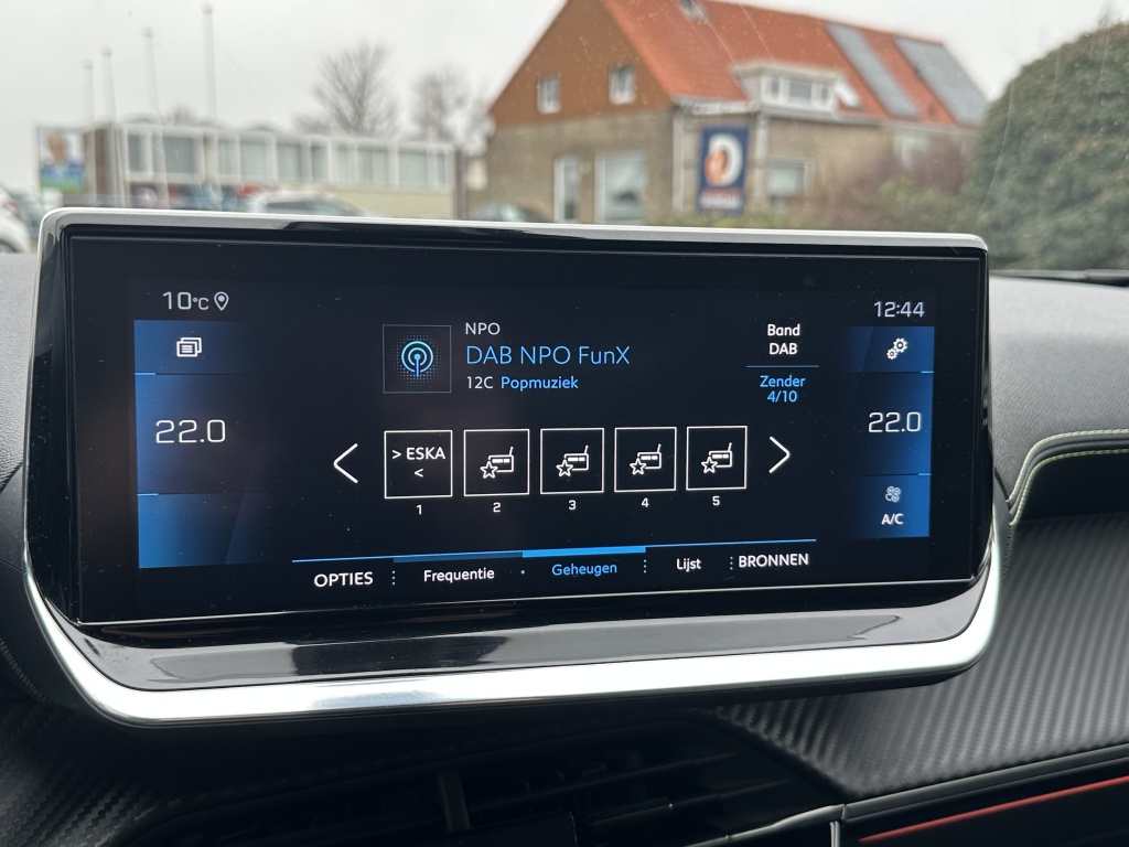 Peugeot 2008 Peugeot 2008 1.2 GT | Nieuwe distributieriem | Camera | CarPlay |