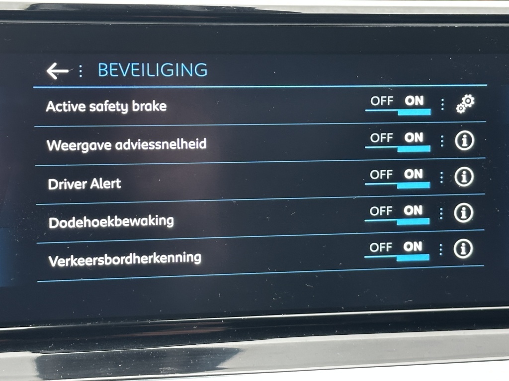 Peugeot 2008 Peugeot 2008 1.2 GT | Nieuwe distributieriem | Camera | CarPlay |