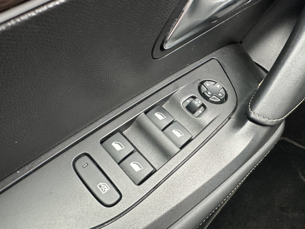 Peugeot 2008 Peugeot 2008 1.2 GT | Nieuwe distributieriem | Camera | CarPlay |