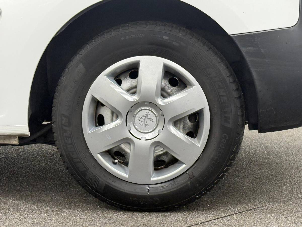 Peugeot Partner Peugeot Partner 1.6 BlueHDi 100 PK L1 Premium Airco Cruise Control Parkeersensoren Elektrische Ramen