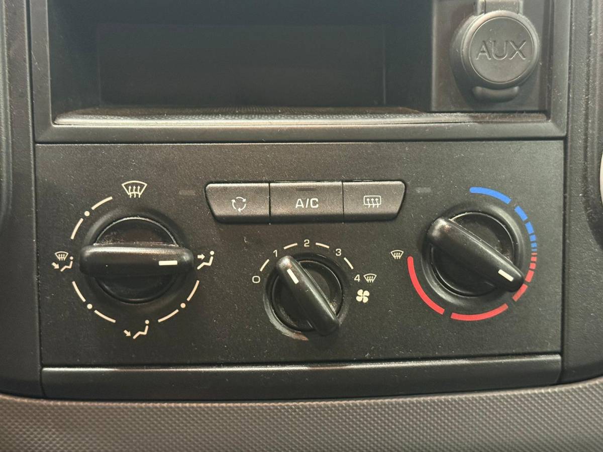 Peugeot Partner Peugeot Partner 1.6 BlueHDi 100 PK L1 Premium Airco Cruise Control Parkeersensoren Elektrische Ramen