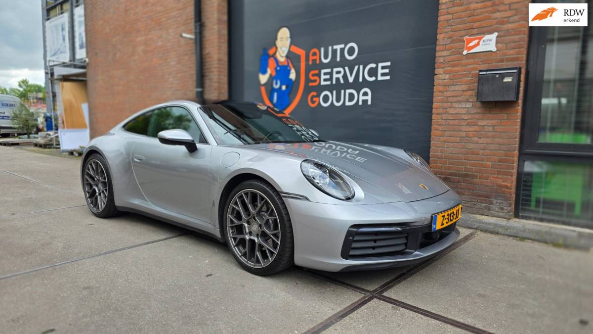Porsche 911