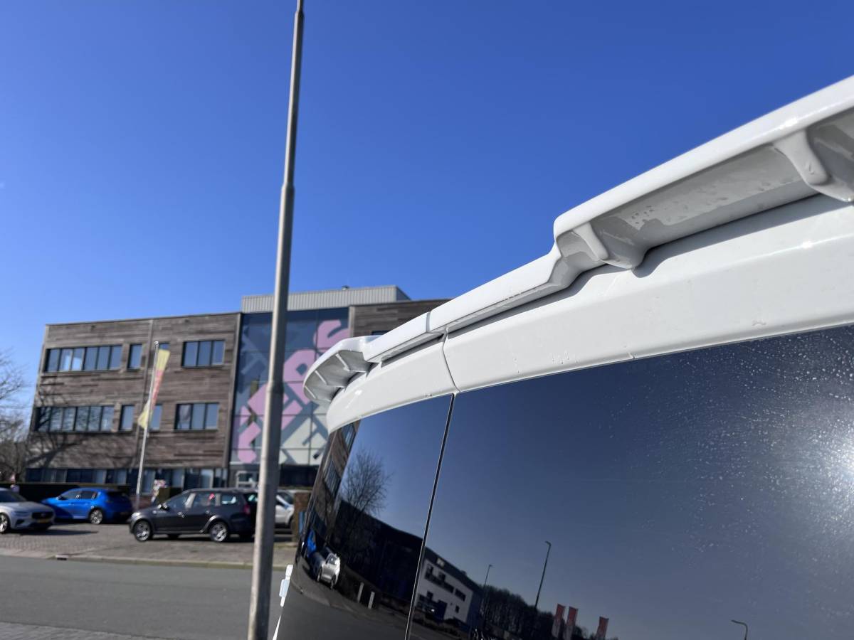 Ford Transit Custom Ford Transit Custom 300 2.0 TDCI L1H1 Limited DC 170pk Dubbele cabine