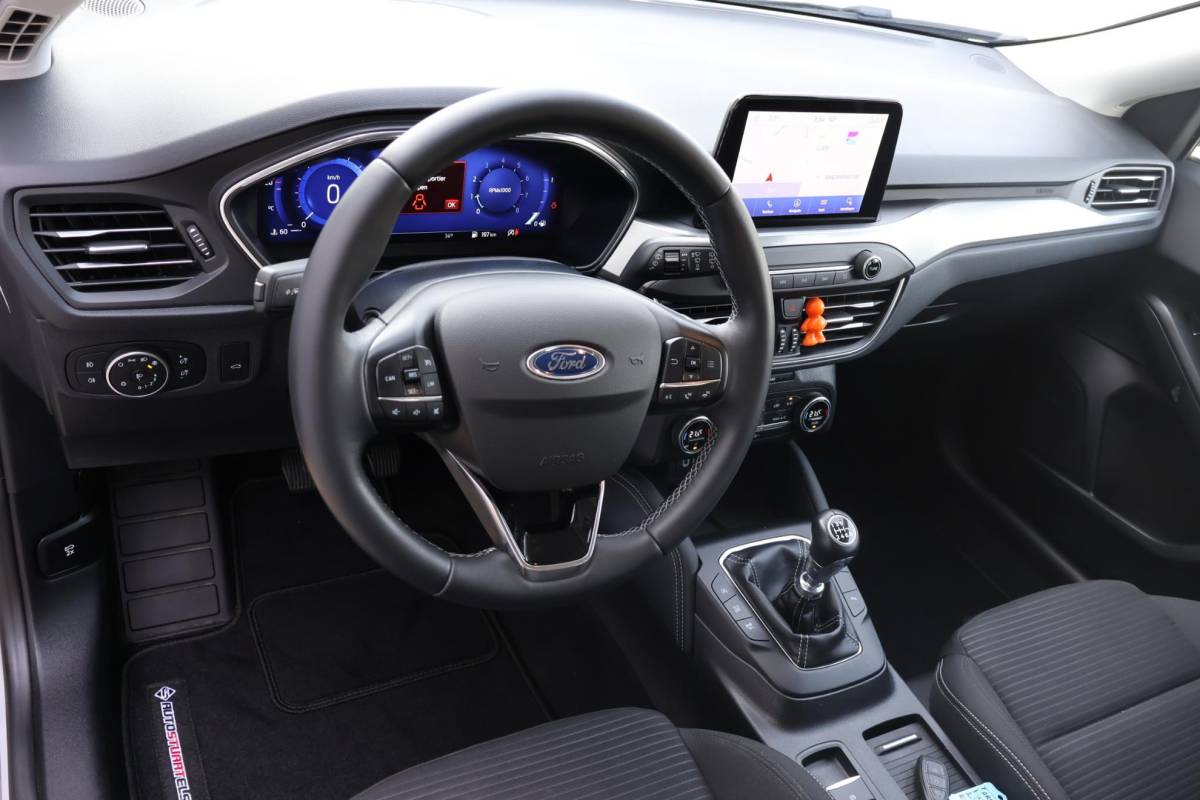 Ford Focus Ford Focus Wagon 1.0 Titanium X Business 1e Eigenaar | Volledig Onderh | NAP | BTW | AF Trekhaak | Camera | Elek Klep | Navi | Carplay | Cruise | Keyless | Full LED | Start/Stop | Hill-Hold | Bots | PDC