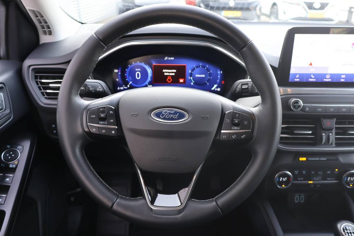 Ford Focus Ford Focus Wagon 1.0 Titanium X Business 1e Eigenaar | Volledig Onderh | NAP | BTW | AF Trekhaak | Camera | Elek Klep | Navi | Carplay | Cruise | Keyless | Full LED | Start/Stop | Hill-Hold | Bots | PDC