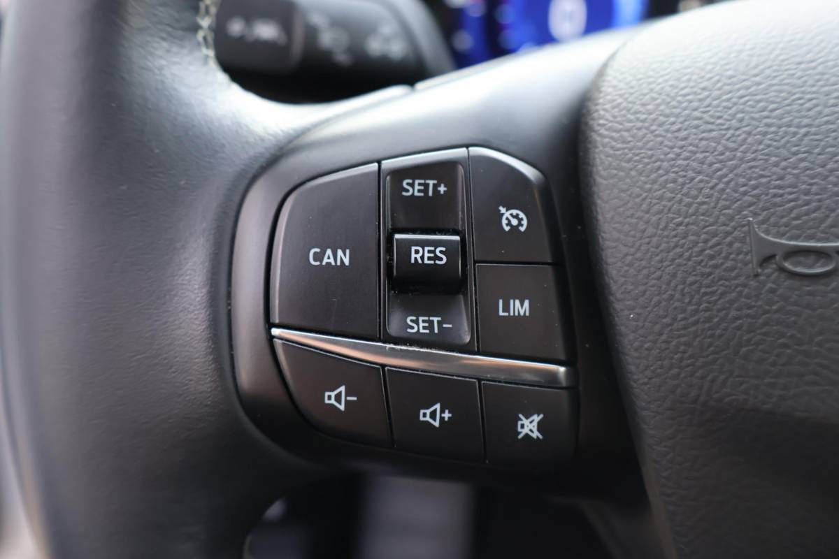 Ford Focus Ford Focus Wagon 1.0 Titanium X Business 1e Eigenaar | Volledig Onderh | NAP | BTW | AF Trekhaak | Camera | Elek Klep | Navi | Carplay | Cruise | Keyless | Full LED | Start/Stop | Hill-Hold | Bots | PDC