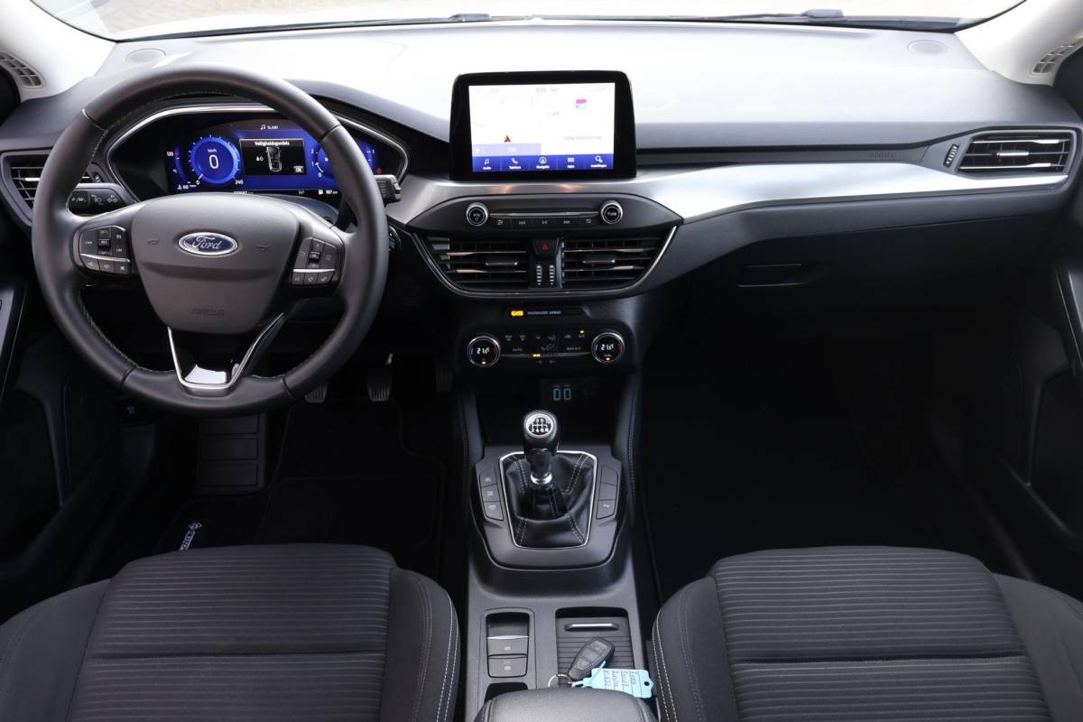 Ford Focus Ford Focus Wagon 1.0 Titanium X Business 1e Eigenaar | Volledig Onderh | NAP | BTW | AF Trekhaak | Camera | Elek Klep | Navi | Carplay | Cruise | Keyless | Full LED | Start/Stop | Hill-Hold | Bots | PDC