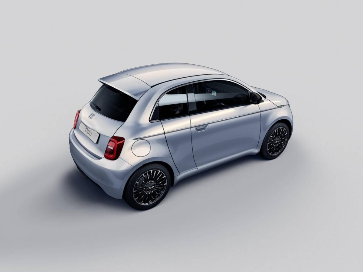 Fiat 500e Fiat 500e 3+1 La Prima 42 kWh | Clima | LED | PDC | JBL Premium Audio | 17″ | Camera | BSM | Canneloni Ivory/Piombo interieur