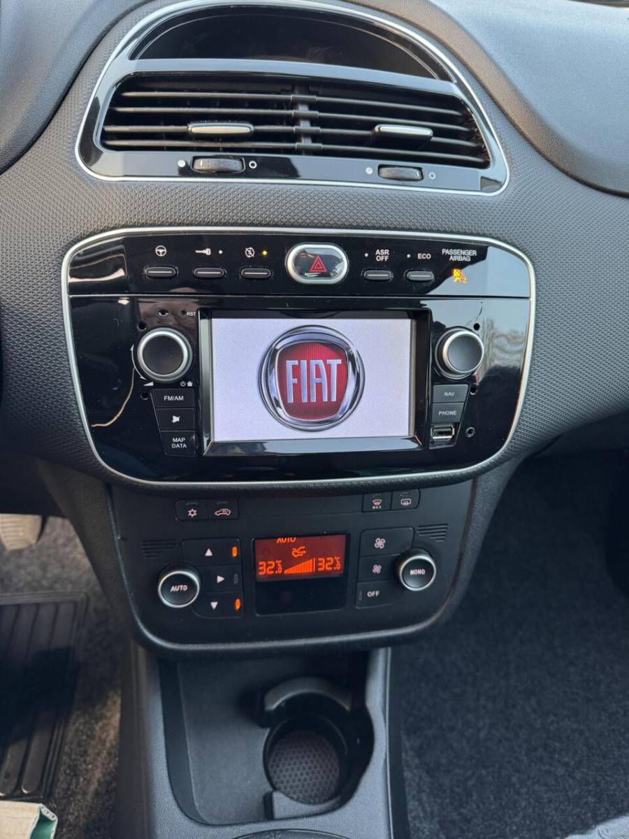 Fiat Punto Fiat Punto Evo 0.9 TwinAir Sempre 5 deurs onderh aanwezig