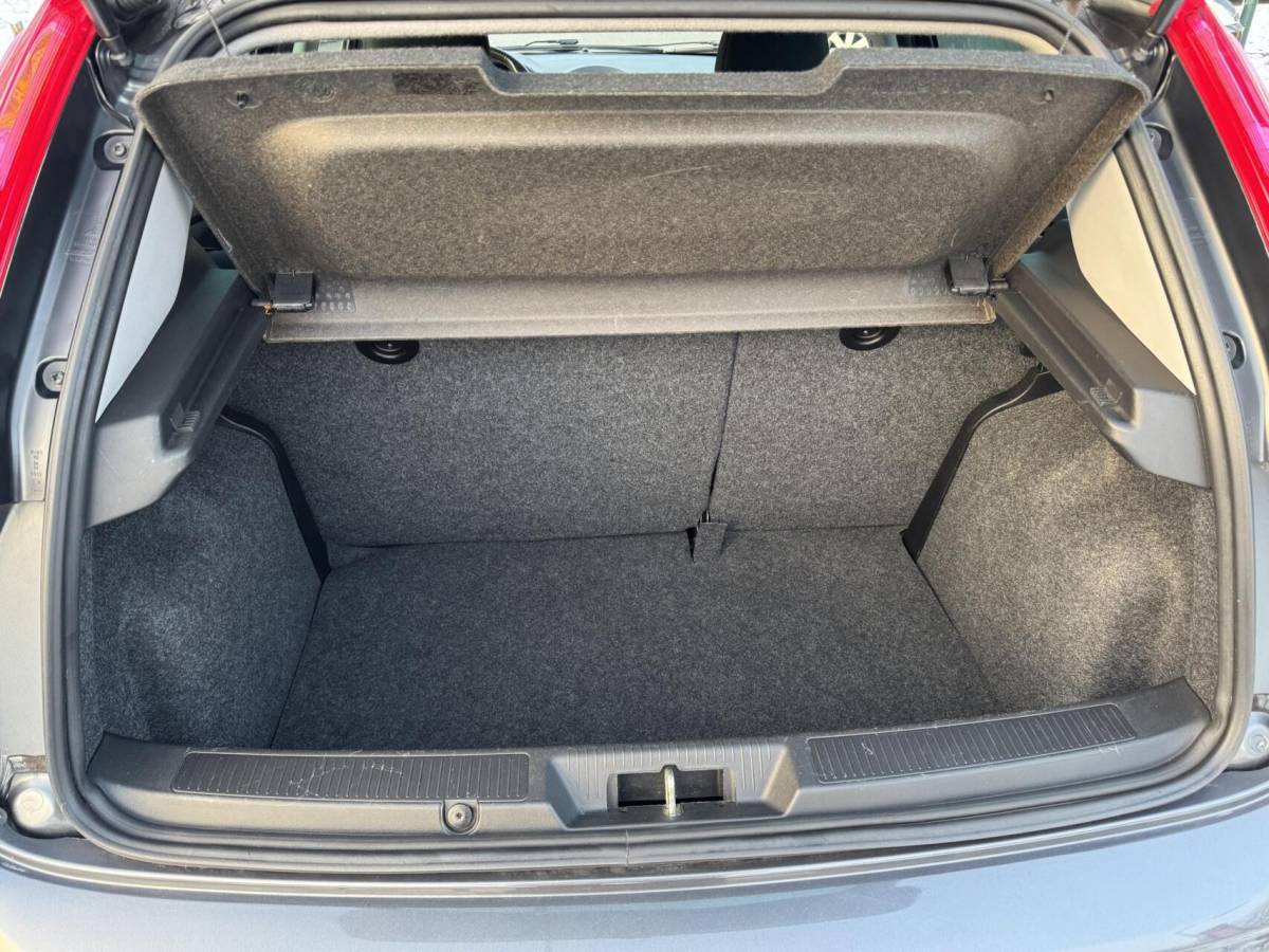 Fiat Punto Fiat Punto Evo 0.9 TwinAir Sempre 5 deurs onderh aanwezig