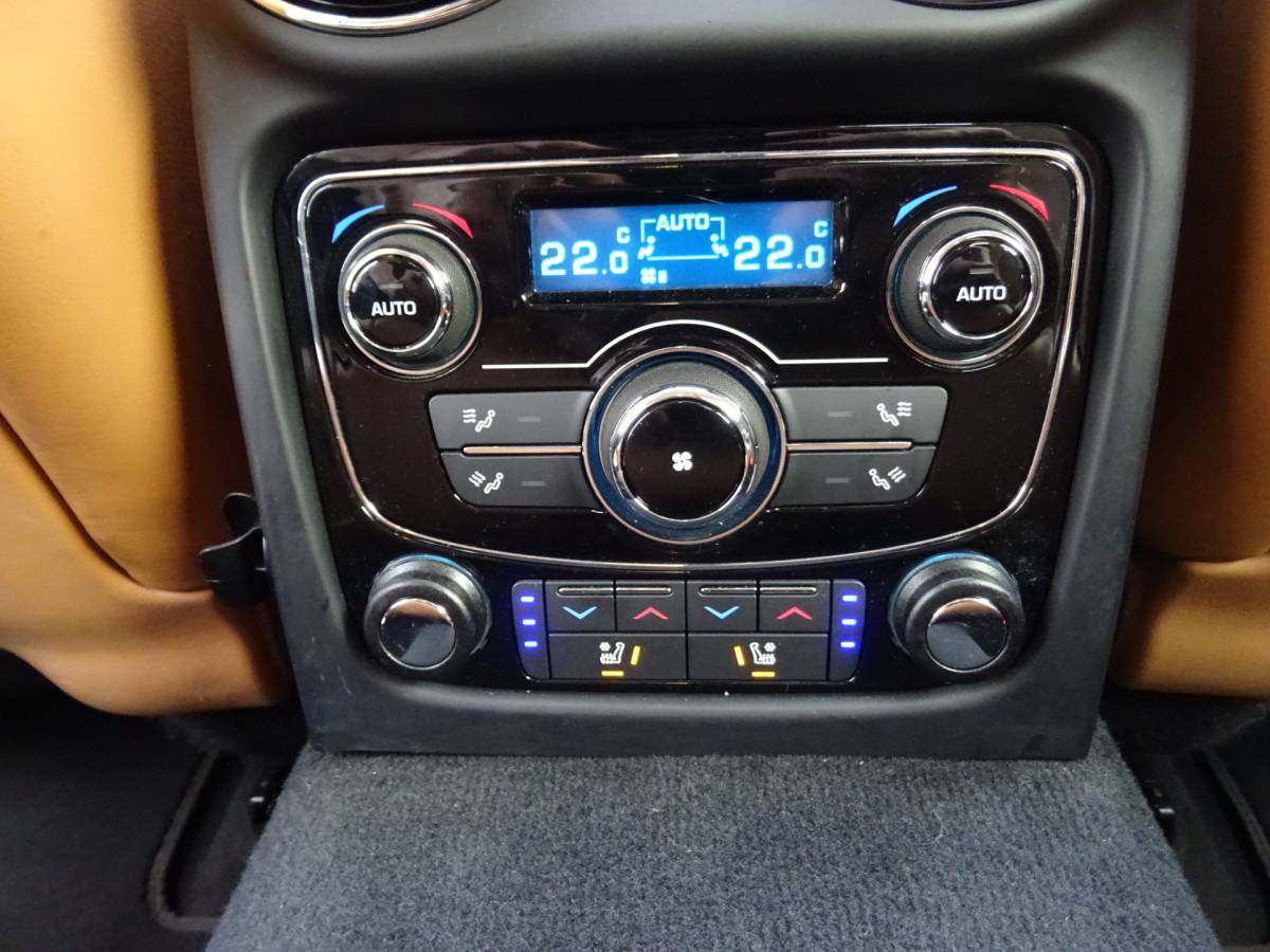 Jaguar XJ Jaguar XJ 2.0 Premium Luxury * MASSAGE * ZEER LUXE UITV. !!