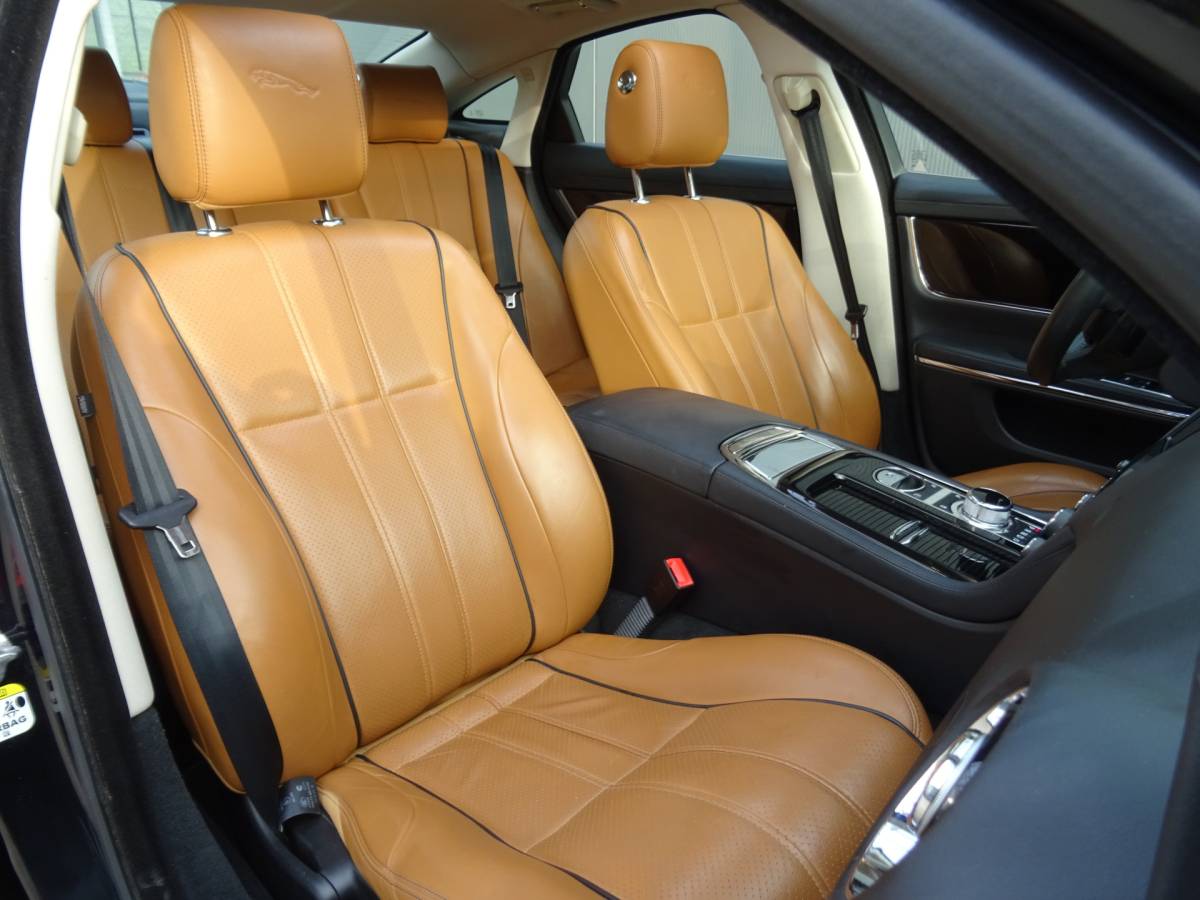 Jaguar XJ Jaguar XJ 2.0 Premium Luxury * MASSAGE * ZEER LUXE UITV. !!
