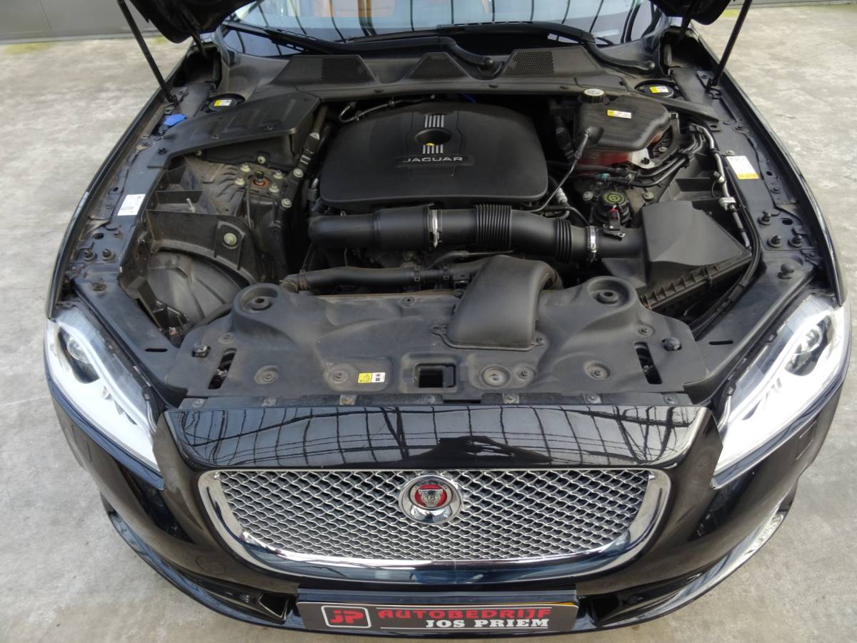 Jaguar XJ Jaguar XJ 2.0 Premium Luxury * MASSAGE * ZEER LUXE UITV. !!