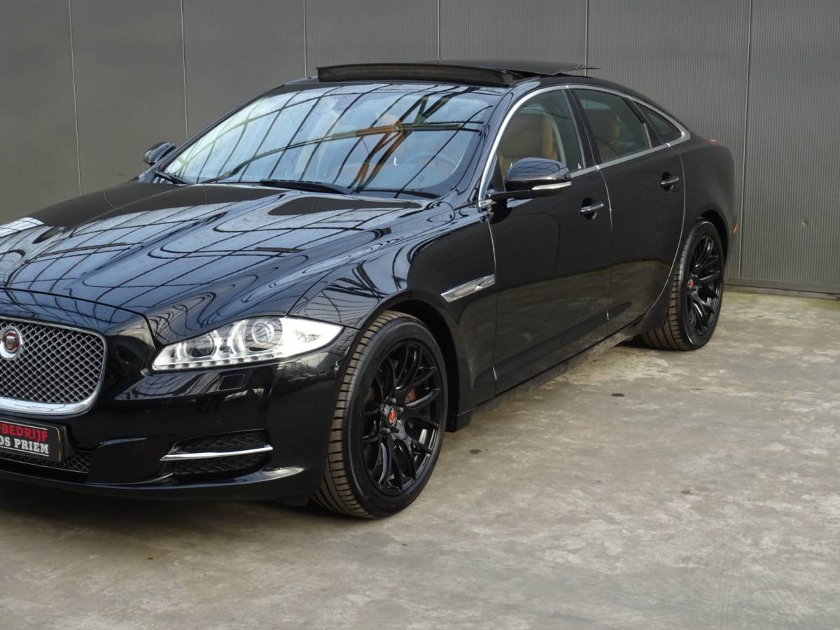 Jaguar XJ Jaguar XJ 2.0 Premium Luxury * MASSAGE * ZEER LUXE UITV. !!