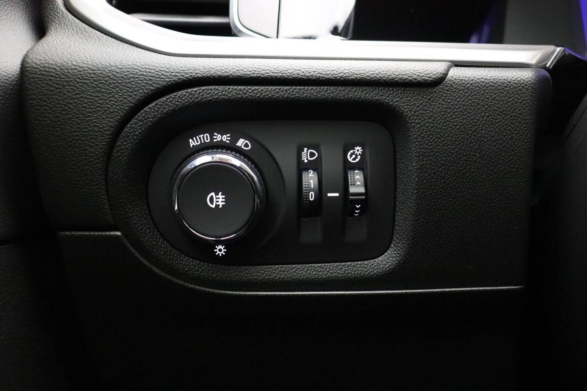 Opel Grandland Opel Grandland 1.2 Turbo GS 130pk | Navigatie via APP | Climate Control | Stoel – Stuurverwarming | Parkeersensoren | Lichtmetalen Velgen | AGR Stoelen