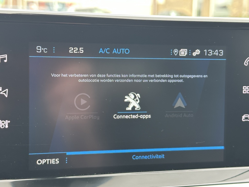 Peugeot 2008 Peugeot 2008 1.2 Allure | CarPlay | Cruise | Climate | All Season