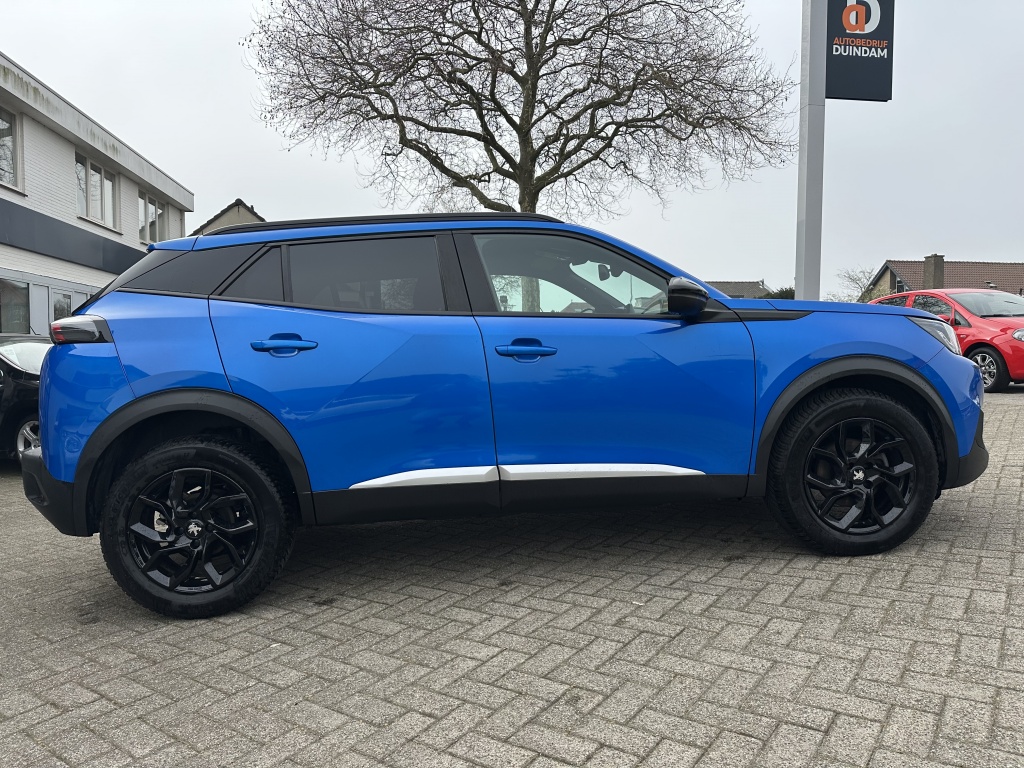 Peugeot 2008 Peugeot 2008 1.2 Allure | CarPlay | Cruise | Climate | All Season