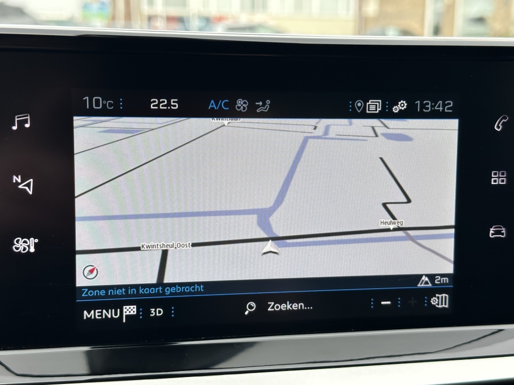 Peugeot 2008 Peugeot 2008 1.2 Allure | CarPlay | Cruise | Climate | All Season
