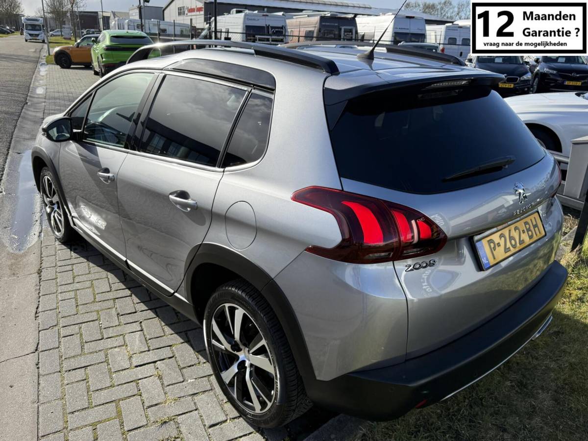 Peugeot 2008 Peugeot 2008 1.2 PureTech Active AUTOMAAT Gt Line 1/2 leder