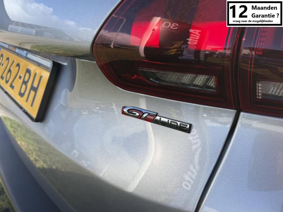 Peugeot 2008 Peugeot 2008 1.2 PureTech Active AUTOMAAT Gt Line 1/2 leder
