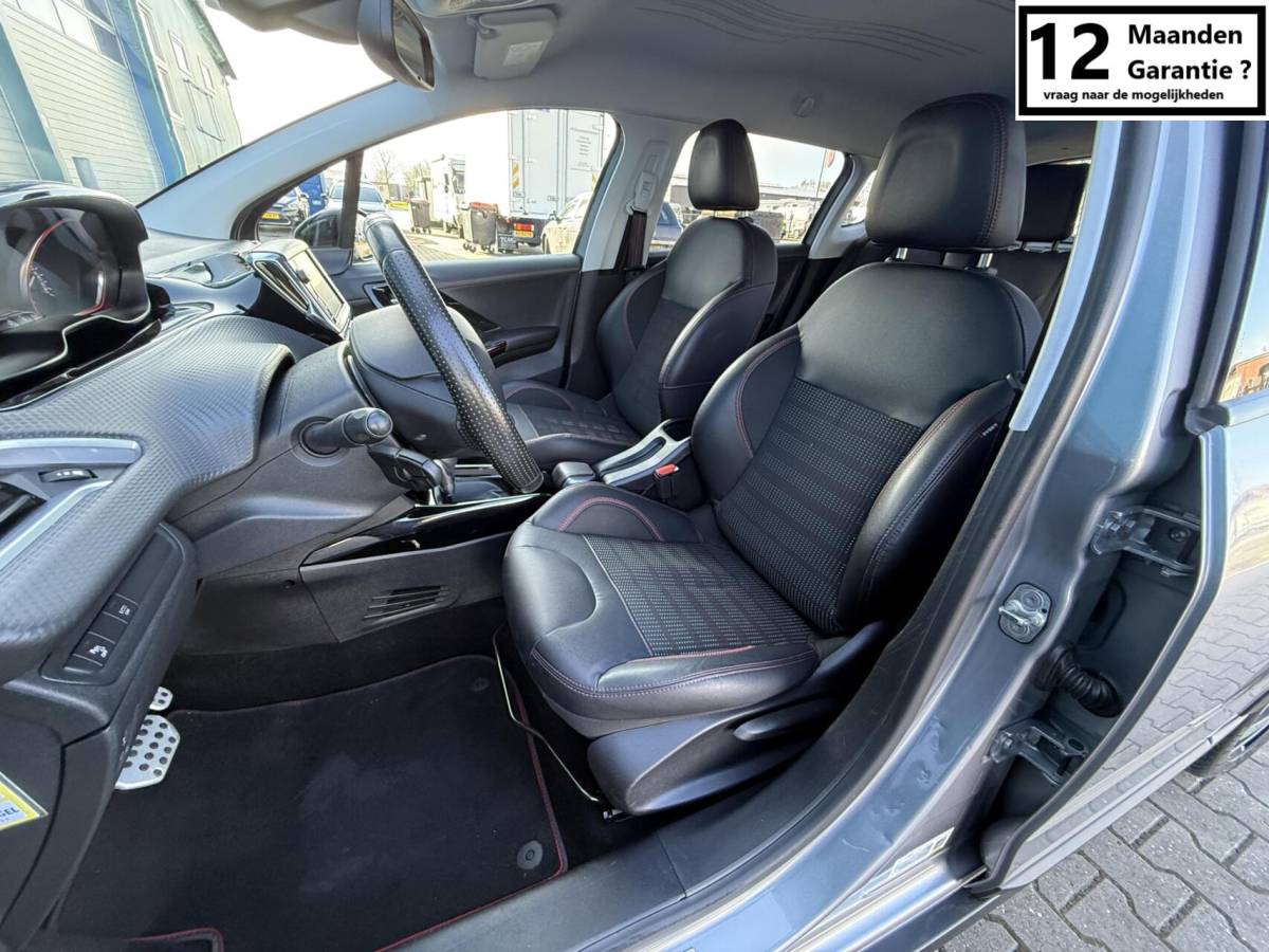 Peugeot 2008 Peugeot 2008 1.2 PureTech Active AUTOMAAT Gt Line 1/2 leder