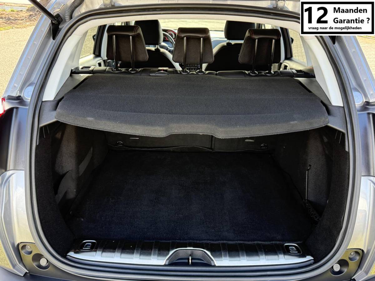 Peugeot 2008 Peugeot 2008 1.2 PureTech Active AUTOMAAT Gt Line 1/2 leder