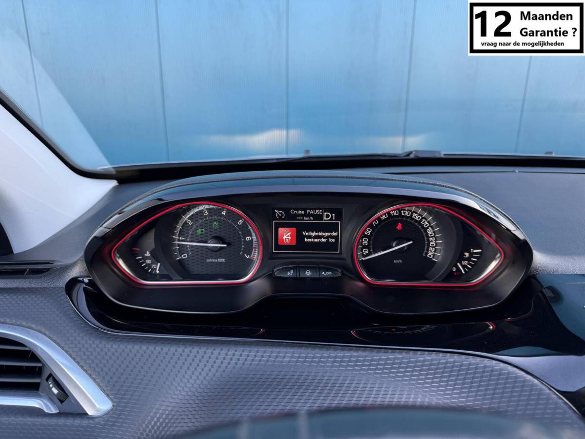 Peugeot 2008 Peugeot 2008 1.2 PureTech Active AUTOMAAT Gt Line 1/2 leder
