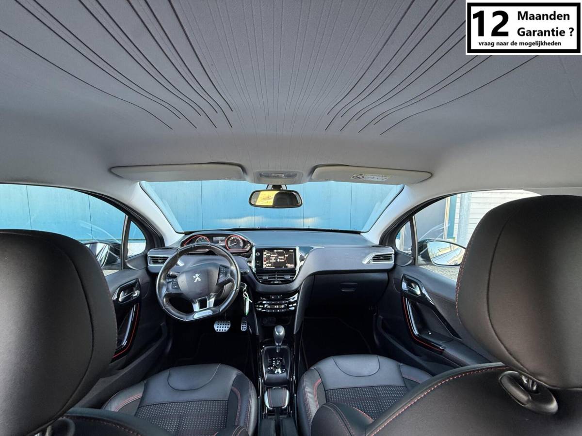 Peugeot 2008 Peugeot 2008 1.2 PureTech Active AUTOMAAT Gt Line 1/2 leder