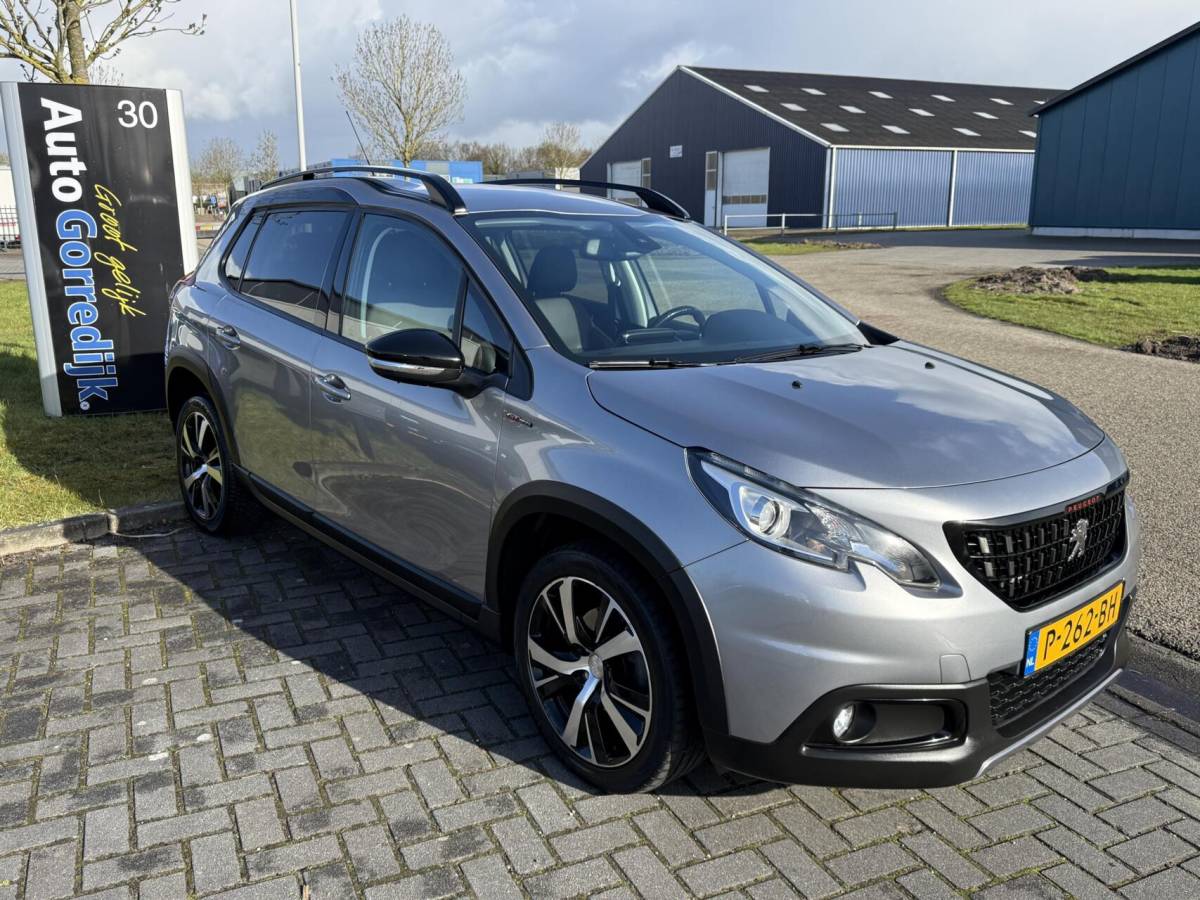 Peugeot 2008 Peugeot 2008 1.2 PureTech Active AUTOMAAT Gt Line 1/2 leder