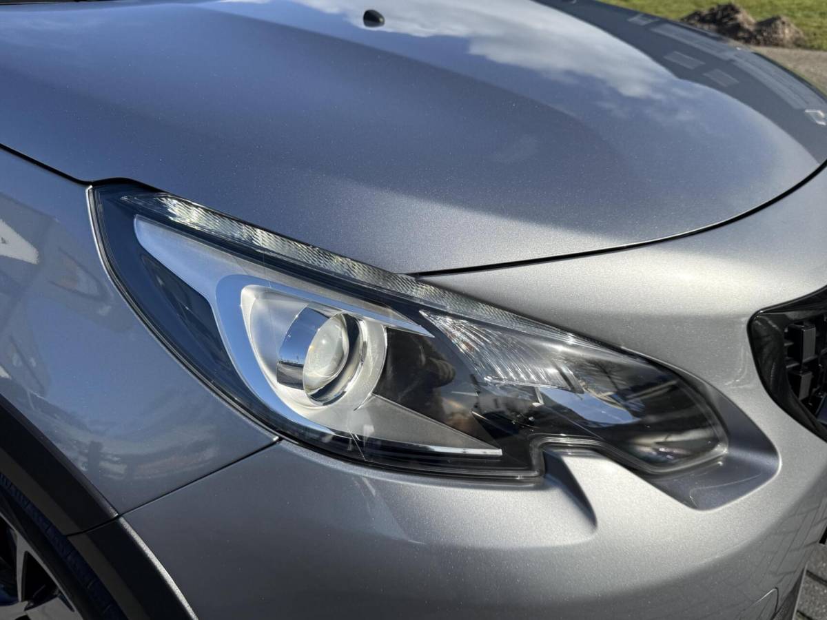 Peugeot 2008 Peugeot 2008 1.2 PureTech Active AUTOMAAT Gt Line 1/2 leder