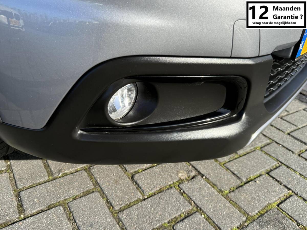 Peugeot 2008 Peugeot 2008 1.2 PureTech Active AUTOMAAT Gt Line 1/2 leder