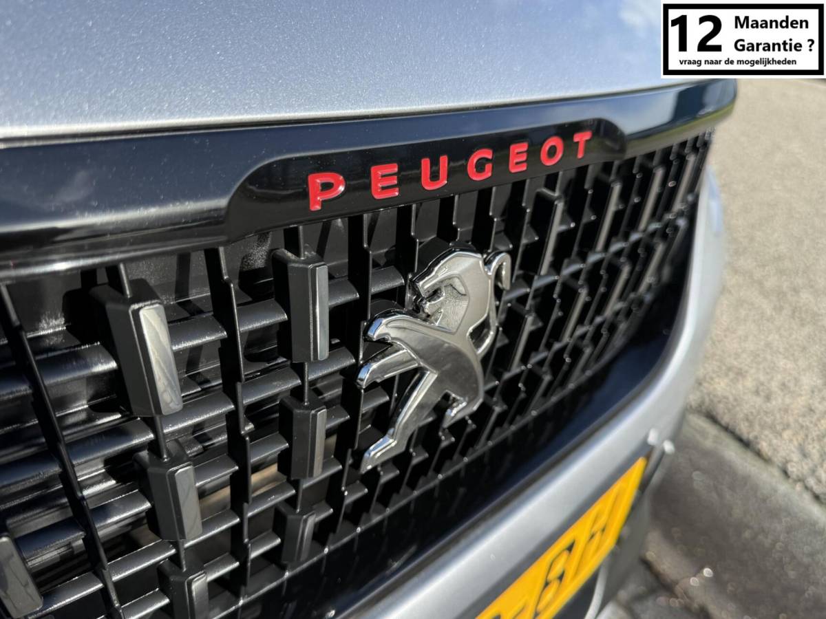 Peugeot 2008 Peugeot 2008 1.2 PureTech Active AUTOMAAT Gt Line 1/2 leder