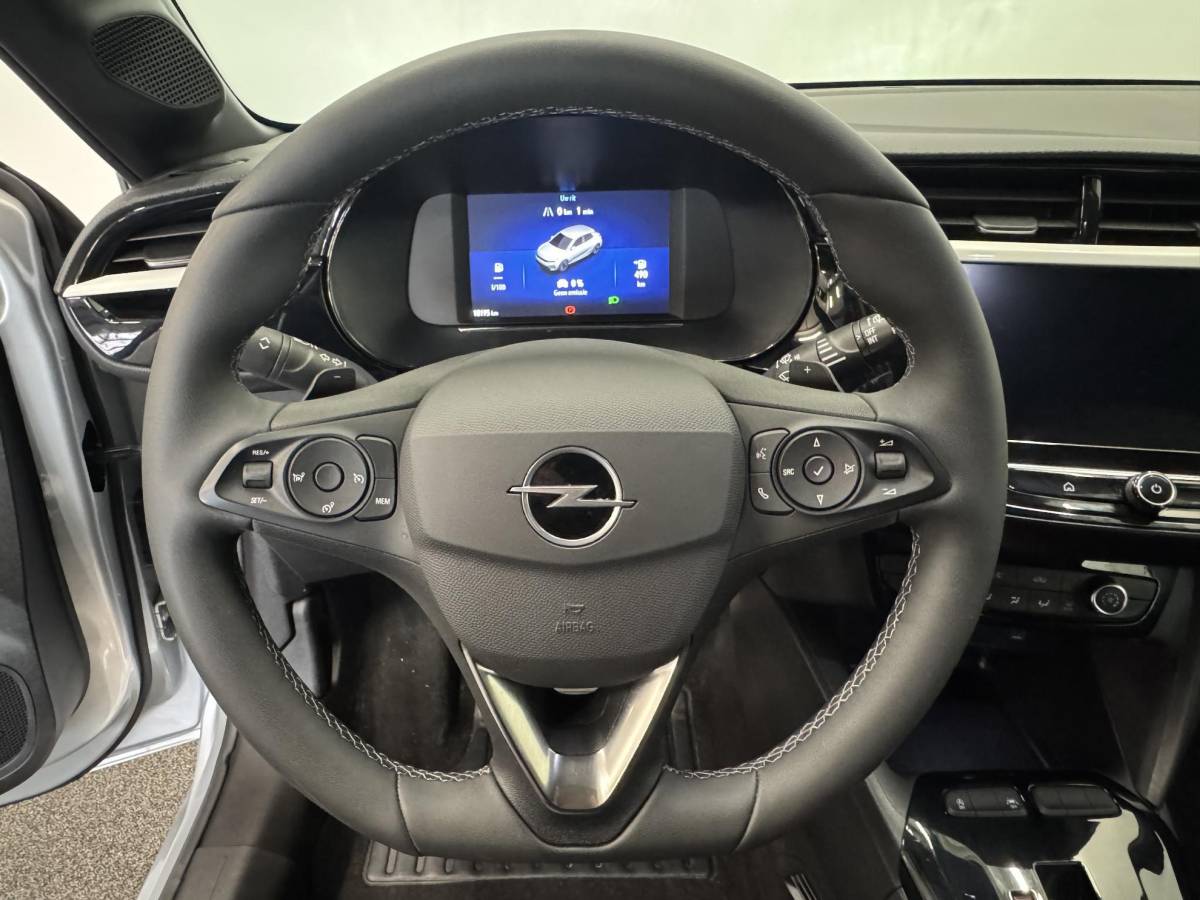 Opel Corsa Opel Corsa 1.2 Turbo Hybrid 100pk GS Automaat Navigatie Apple Carplay/Android Auto Camera Parkeersensoren Cruise Control Dodehoek assistent Airco Lichtmetalen velgen Virtual Cockpit Getinte ramen