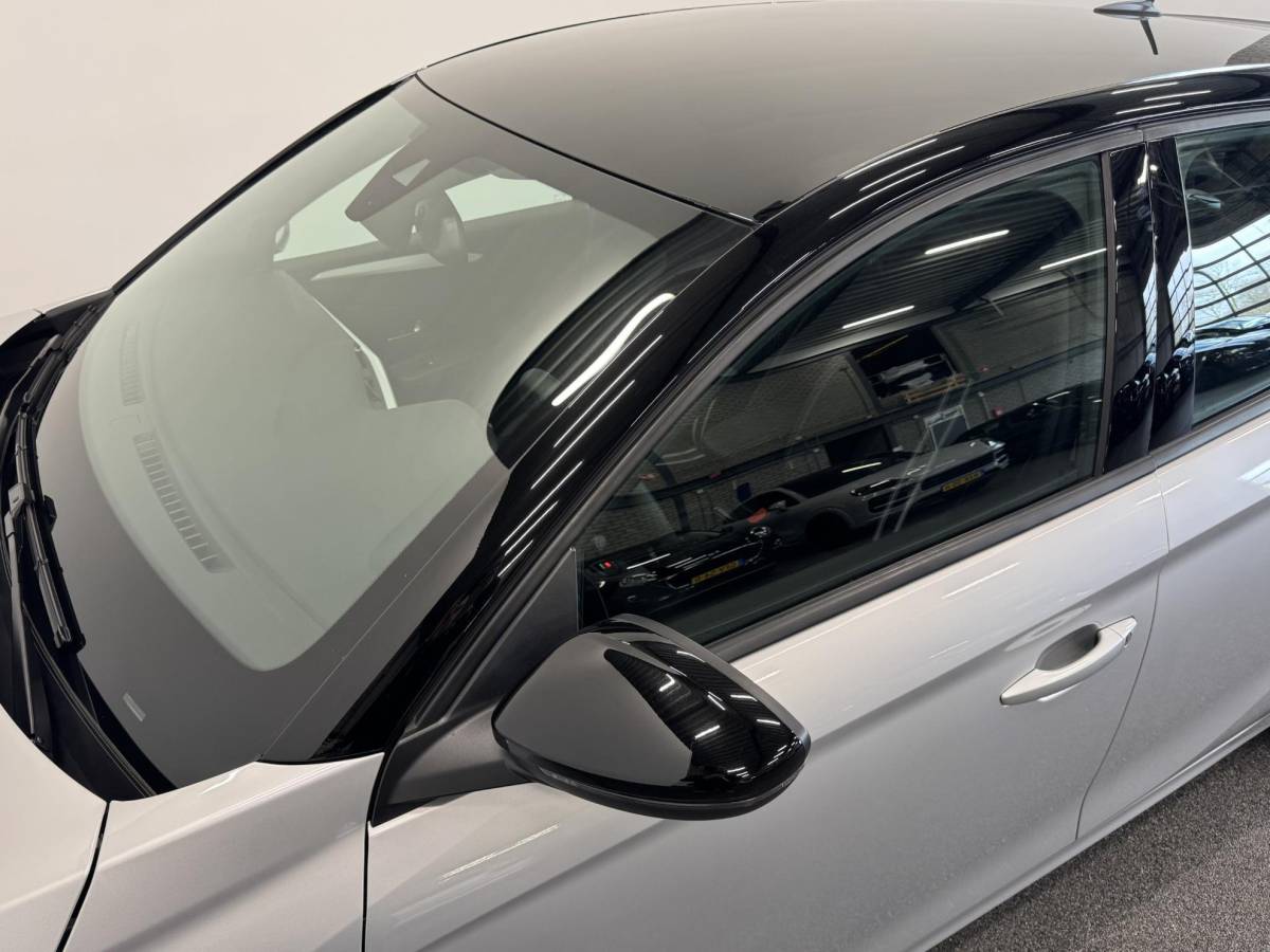 Opel Corsa Opel Corsa 1.2 Turbo Hybrid 100pk GS Automaat Navigatie Apple Carplay/Android Auto Camera Parkeersensoren Cruise Control Dodehoek assistent Airco Lichtmetalen velgen Virtual Cockpit Getinte ramen